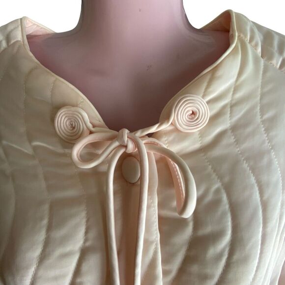 Vintage Barbizon Robe Womens Large Quilted Satin Nylon Housecoat Pockets 60s - Picture 4 of 8
